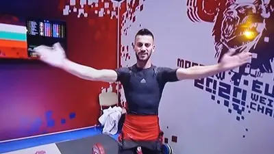 Трета европейска титла за щангите! Стилян Гроздев със злато в Москва