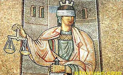 Държавата ще има да взема 1000 лева от проститутка