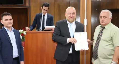 Награда "Неофит Рилски" за петима учители от Русе и областта /галерия/