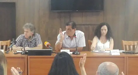 Немски експерти помагат за съживяването на ударените от чумата свинекомплекси Немски експерти помагат за съживяването на ударените от чумата свинекомплекси