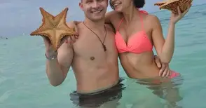 Русенка получи предложение за брак в средата на Карибско море