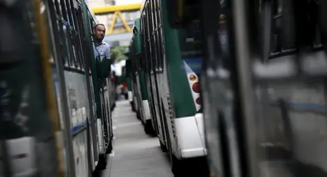 20 минути пътуване с рейс или метро до работа разболява