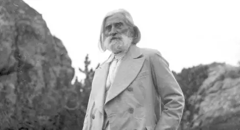 Петър Дънов: Две причини произвеждат болести и страдания