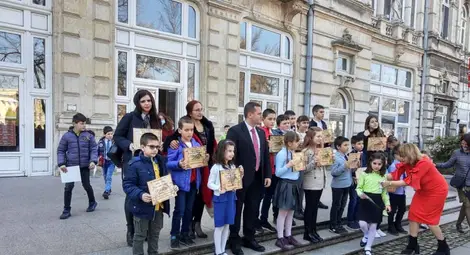 Четирима рецитатори от община Ценово спечелиха награди от „За да я има България“ /галерия/ Четирима рецитатори от община Ценово спечелиха награди от „За да я има България“ /галерия/