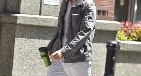 Това ли е неустоимият Лиъм Нийсън? 