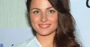 Зеленооката красавица Ралица сложи короната „Мис Русе 2013“