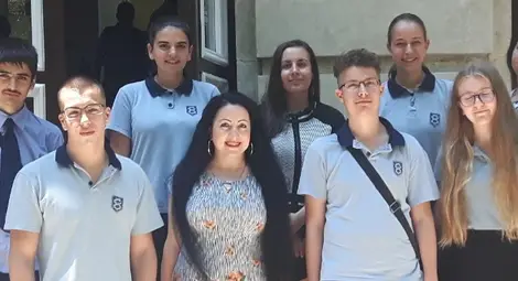 Кристален приз за осмокласничка от Математическата на CompSysTechТ 19