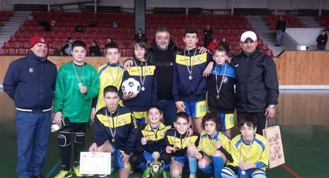 Футболистите от &bdquo;Левски&ldquo; с купа &bdquo;Левски&ldquo; в Ловеч