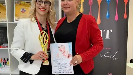 Русенката Цветелина Тренова отново  триумфира на конкурс в Доминикана