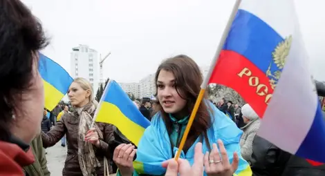 Крим и разделянето на света на два лагера