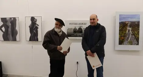 Майсторите Младен Миланов и Явор Мичев с обща фотоизложба в Художествената галерия в Русе