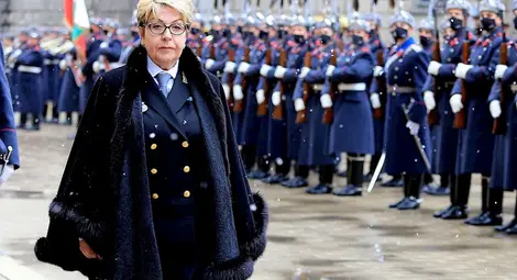 Посланик Митрофанова: Московски сняг вали в София Посланик Митрофанова: Московски сняг вали в София