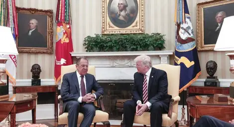 Лавров: Оставяме на Тръмп да реши как да развива отношенията с Русия