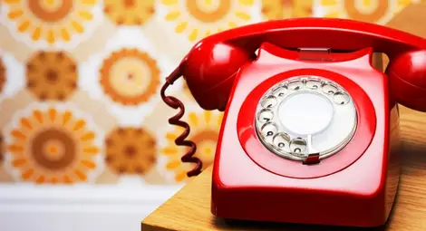 Мъж даде златните зъби на жена си на &bdquo;ало&rdquo; измамници