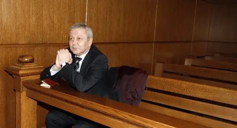 САС намали с 1 година присъдата на Митхат Табаков