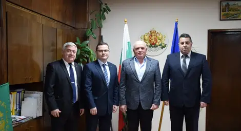 Специалисти от Тараклия могат  да преподават румънски в Русе