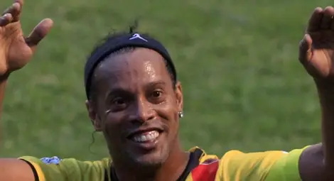 Роналдиньо: Избирам Меси пред Роналдо Роналдиньо: Избирам Меси пред Роналдо