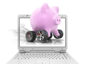 Потребителите на бързи кредити плащали цена над законовия таван от 50%