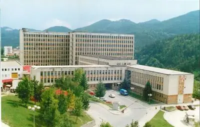 Мъж се жалва от 12 лекари за отрязан тестис