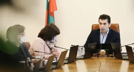 Петков свиква специален щаб заради войната в Украйна