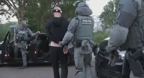 Над 800 души в 18 държави са арестувани при международна операция