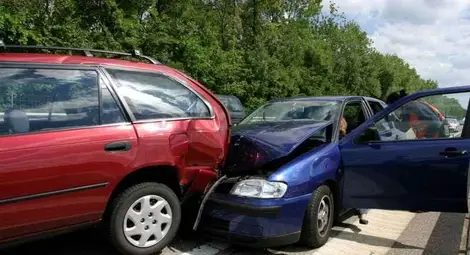 Най-много катастрофи стават в петък следобед при хубаво време