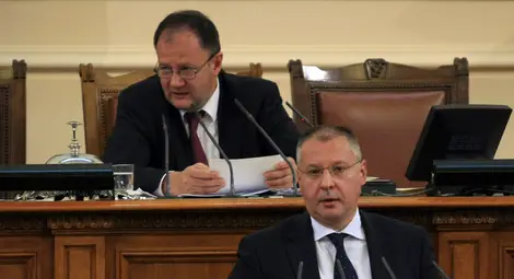 Станишев към ГЕРБ: Колкото повече викате, толкова по-малко се чува гласът ви 