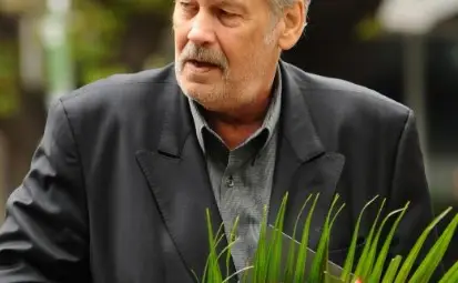 БЛИЦ: Стефан Данаилов лекува левкемия във Франция