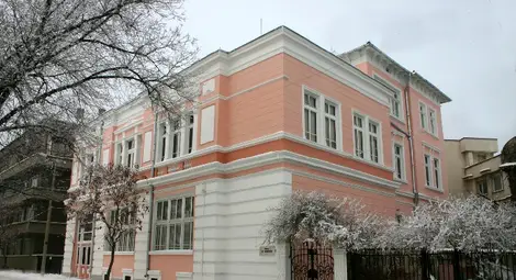 Синдикална закрила не върна на работа уволнена служителка Синдикална закрила не върна на работа уволнена служителка