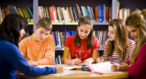 Отпада признаването на дипломите за висше образование от над 50 държави