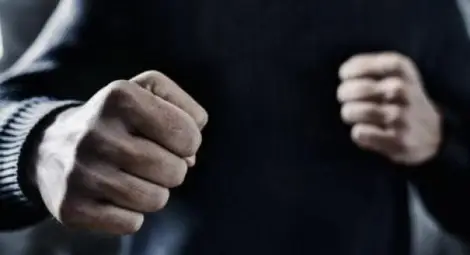 45-годишен на косъм да повтори съдбата на Алекс от Бяла след сбиване пред заведение