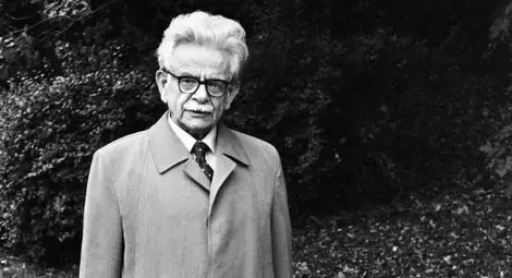 Сентенция на Канети избрана за мото  на 6-ото биенале на миниатюрата