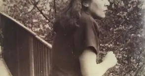 „Е, какво, Лиляно? Ти отдавна, отдавна нямаш родители...“