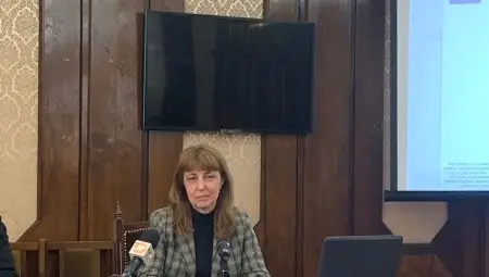 Катя Петрова