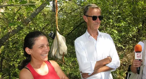 Археолозите Светлана Великова и Стоян Йорданов дадоха пресконференция за откритията си по време на разкопките в Червен. 				                Снимки: Красимир СТОЯНОВ