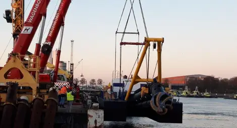 Приключи изграждането на новата драга на ИАППД Приключи изграждането на новата драга на ИАППД