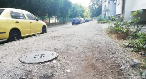 Два абсурда до един блок в &bdquo;Здравец&ldquo;