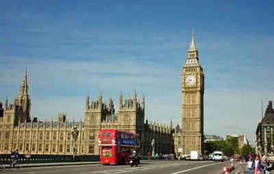 Англия спря заемите за българските студенти