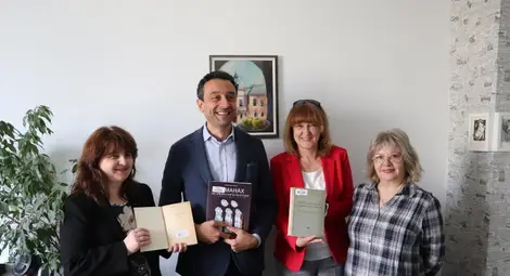 Даниел Лорер в библиотека &bdquo;Любен Каравелов&ldquo;