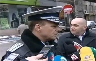 Масови проверки на пътните полицаи