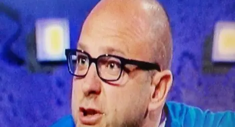 Тити се разрева в ефир и избухна: Целувахте мустаците на Батков, а сега къде сте?!