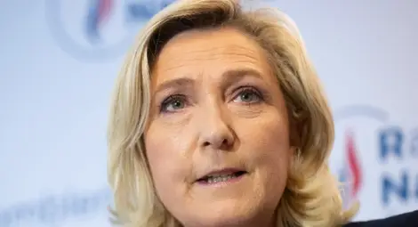 Льо Пен обеща да извади Франция от интегрираното командване на НАТО, ако бъде избрана за президент