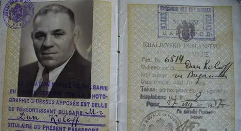 Пръстен с брилянт завещал Дан Колов на любимата си /галерия/ Пръстен с брилянт завещал Дан Колов на любимата си /галерия/