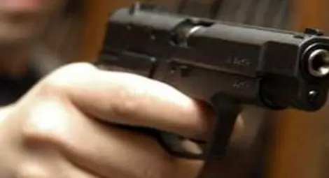 80-годишен дядо извади патлак срещу дете