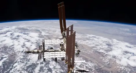 Астронавтите от МКС ще излизат в открит космос за спешен ремонт