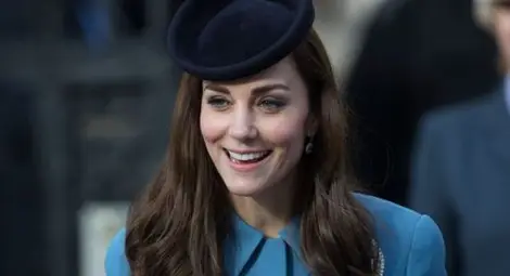 Кейт Мидълтън е бременна с близнаци