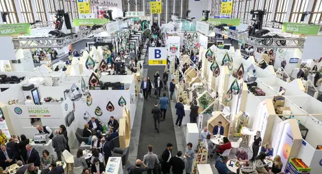 Изложението в столицата на Германия е едно от най-големите в сектора и събира над 80 000 търговски посетители.  						      Снимка: Fruit Logistica/ФБ