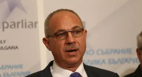 Антон Тодоров съди "Господари на ефира" за 50 000 лева заради тежка обида Антон Тодоров съди "Господари на ефира" за 50 000 лева заради тежка обида