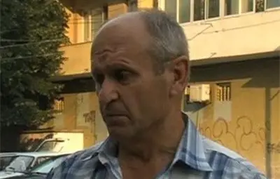 Глобиха незрящ мъж за паркиране в синя зона, инвалидните места били заети