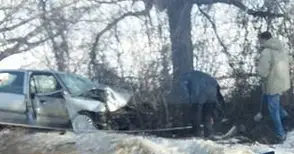 16-годишна внучка катастрофира, докато кара дядо си в болницата